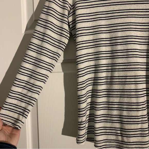 Talbots Cowl Neck Long Sleeve - Picture 2 of 5